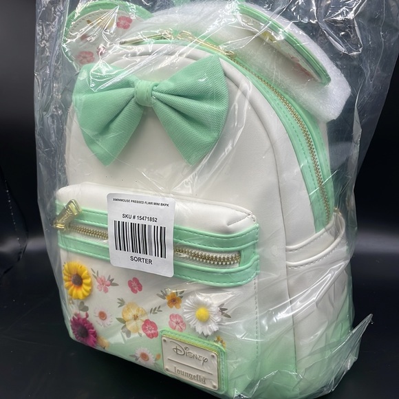 24HR DROP ⬇️ Ships TODAY ? Loungefly Floral backpack main image 4